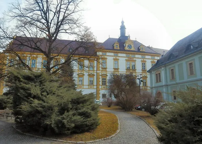 Mariánská 5 * Alamóc